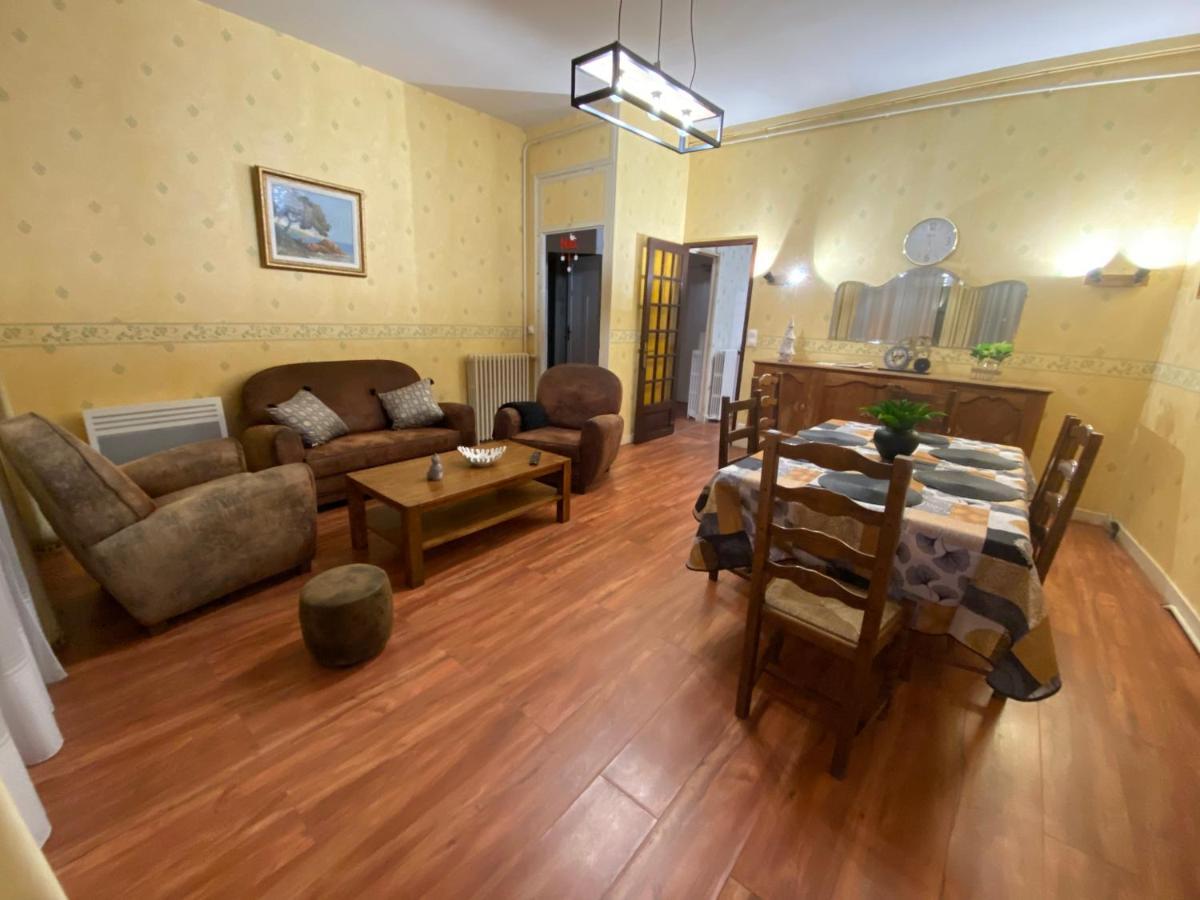 Chez Benjamin - Centre D'Azay Le Rideauアパートメント エクステリア 写真